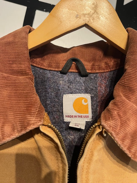 Vintage Carhartt Detroit Stained XL